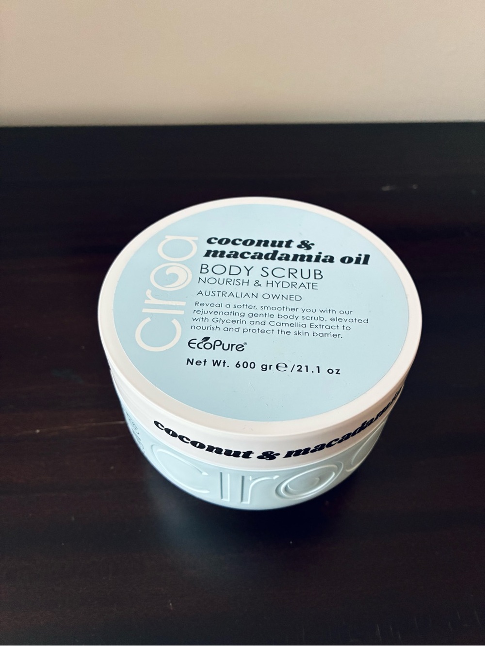CIROA Body Scrub Coconut and Macadamia Oil, NWT, 15.8oz - Picture 3 of 12